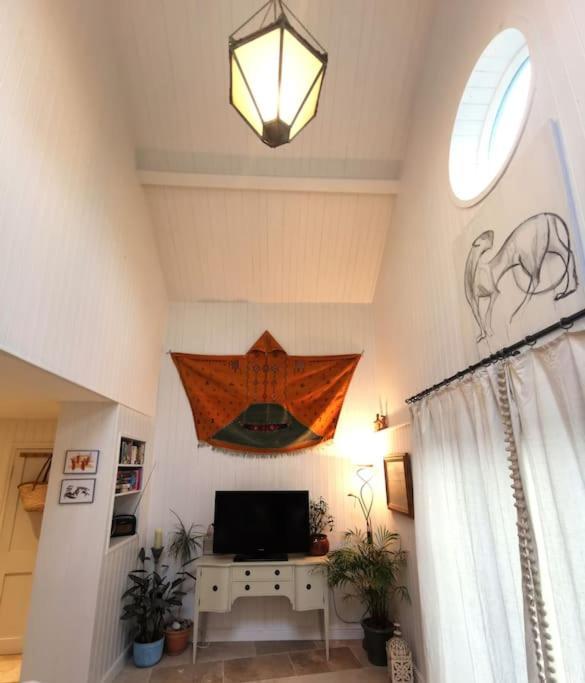 Lovely 2 Bed Annexe Near Солсбері Екстер'єр фото