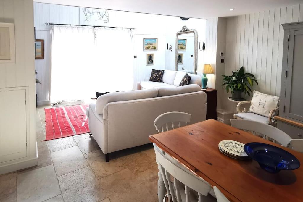 Lovely 2 Bed Annexe Near Солсбері Екстер'єр фото